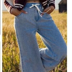 NEW ROOLEE Jeans size Medium